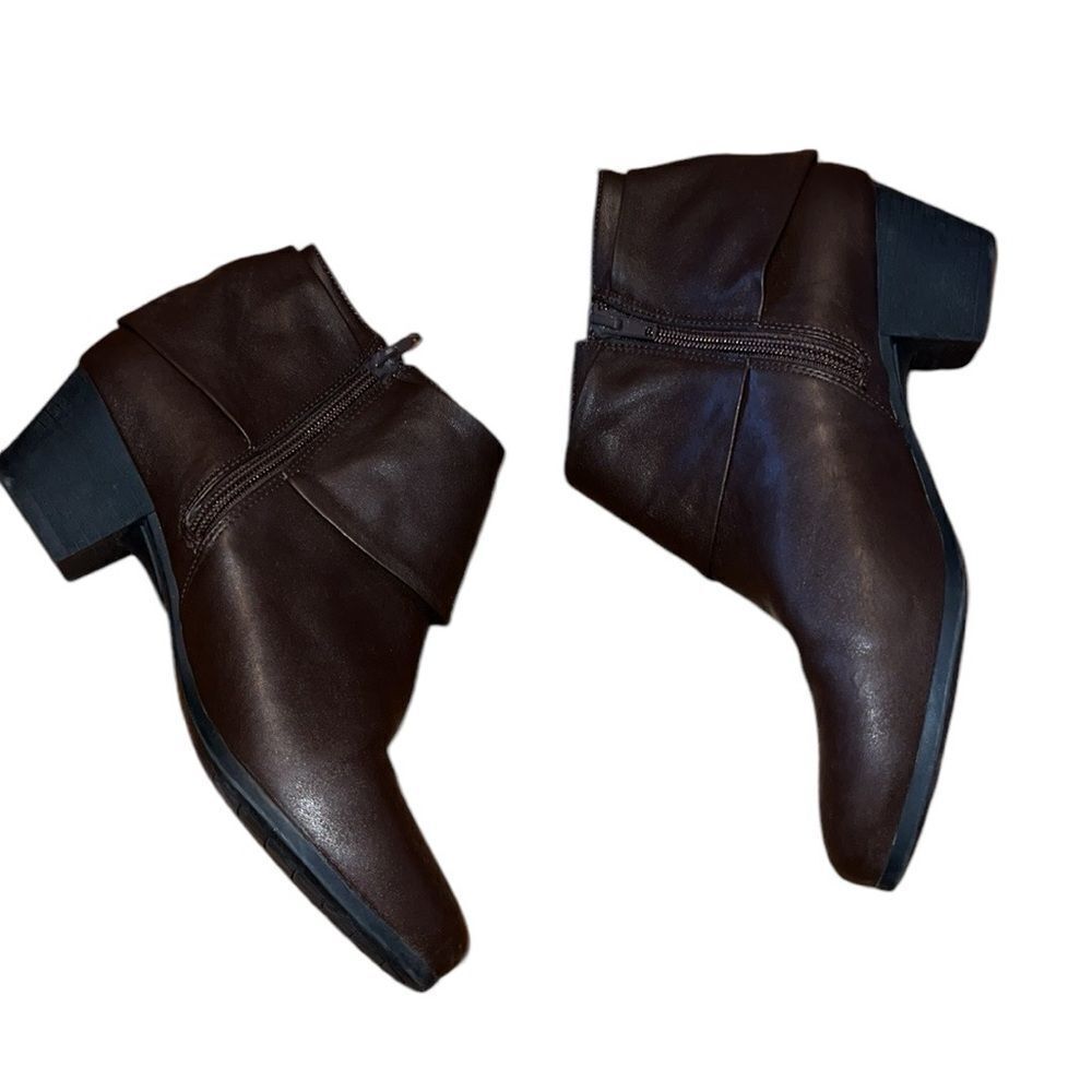 Bass Brown Leather Booties Size 8 M - Picture 3 of 6